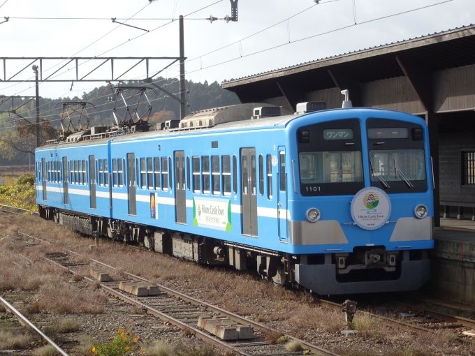 鉄道乗車記録の写真:列車・車両の様子(未乗車)(6)        「日野駅で19分の停車中にいろいろと撮っています。上り列車の101編成です。」
