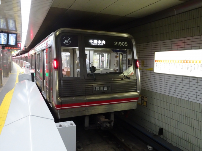 鉄道乗車記録の写真:乗車した列車(外観)(1)        「今回も大阪メトロの｢エンジョイエコカード｣を使っています。」