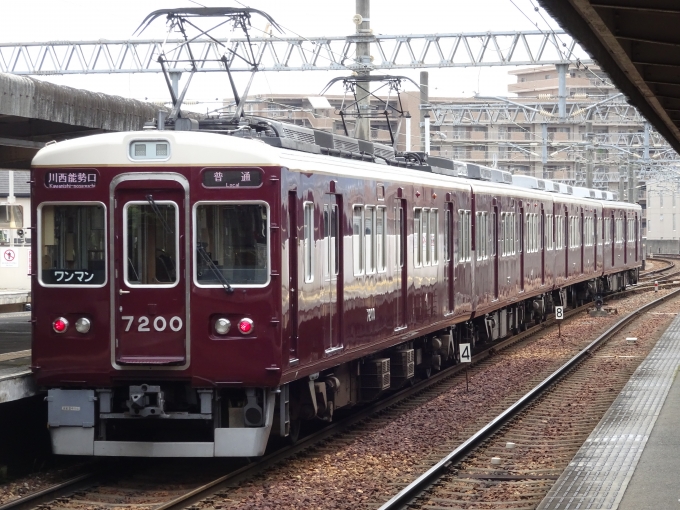 鉄道乗車記録の写真:列車・車両の様子(未乗車)(2)        「最新形式の7200系です。」