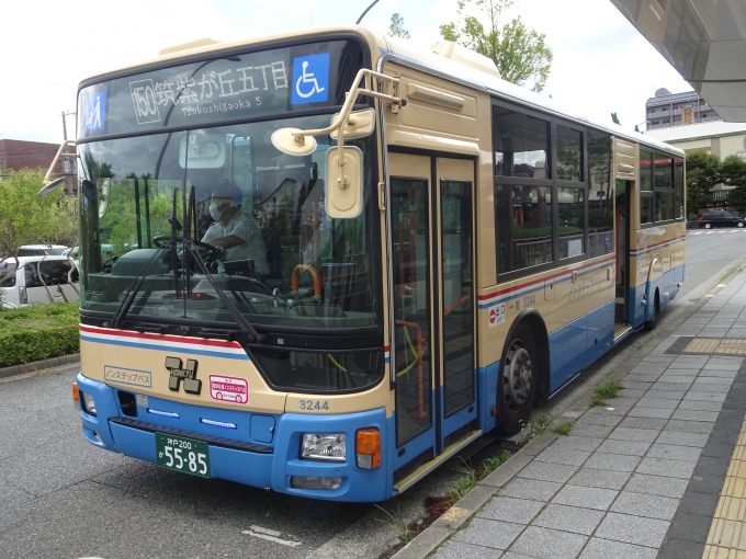 鉄道乗車記録の写真:旅の思い出(1)        「北区内某所から西鈴蘭台駅までこの阪急バスに乗って来ました。」