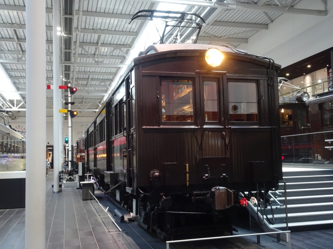 鉄道乗車記録の写真:列車・車両の様子(未乗車)(21)        「モハ1035です。」