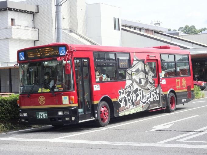 鉄道乗車記録の写真:旅の思い出(6)        「湖国バスの｢彦根ご城下巡回バス｣です。」
