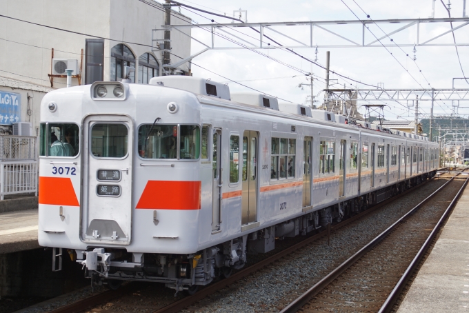 鉄道乗車記録の写真:列車・車両の様子(未乗車)(5)        「二代目ホワイトエンジェル編成の神戸三宮側です。」