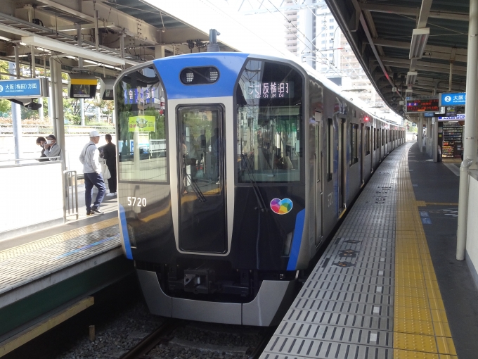 鉄道乗車記録の写真:乗車した列車(外観)(1)        「普通列車だけで、尼崎に着きました。(乗り換えが面倒なだけです。)」