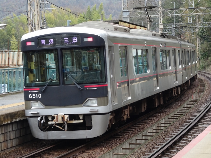 鉄道乗車記録の写真:列車・車両の様子(未乗車)(2)        「公園都市線ヘの送り込み運用の｢三田｣行きです。」
