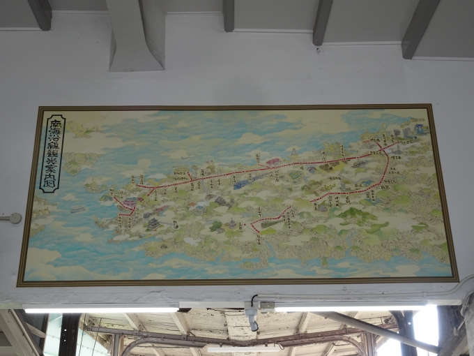 鉄道乗車記録の写真:駅舎・駅施設、様子(4)        「2021年に刷新された、｢南海沿線観光案内図｣です。」