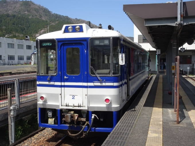 鉄道乗車記録の写真:乗車した列車(外観)(23)        「智頭駅に着きました。」