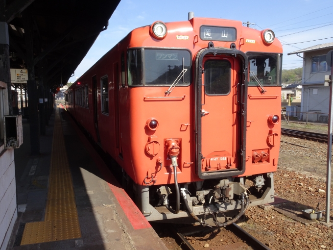 鉄道乗車記録の写真:乗車した列車(外観)(4)        「津山線の岡山行きです。」