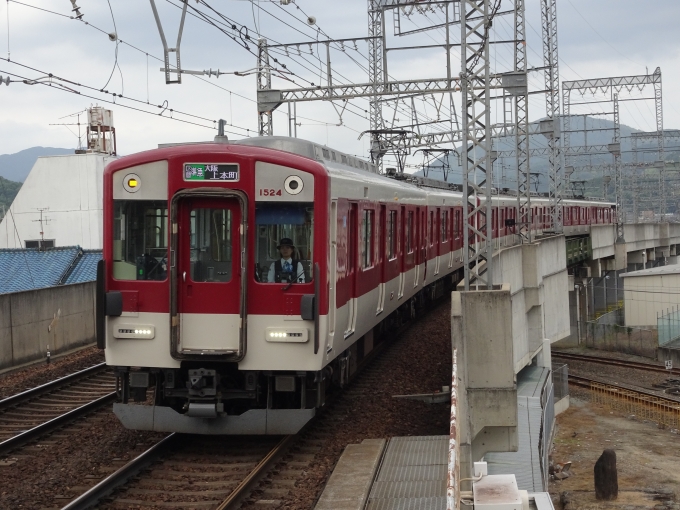 鉄道乗車記録の写真:乗車した列車(外観)(5)        「大阪上本町行き区間準急です。付属編成のA更新車､1424F(VW24)です。」