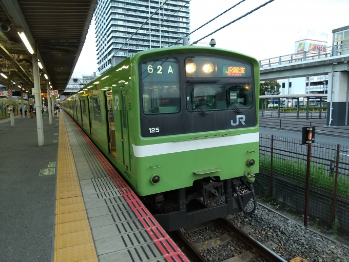 鉄道乗車記録の写真:乗車した列車(外観)(1)          「普段なら大和路快速で行くところですが、今回は201系で行くことにしました。」