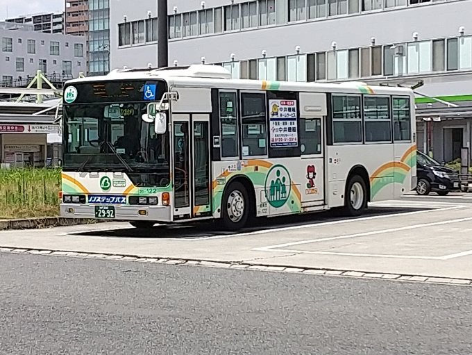 鉄道乗車記録の写真:旅の思い出(1)          「阪神尼崎からJR尼崎まで乗車した阪神バス(元尼崎市営バス)です。」
