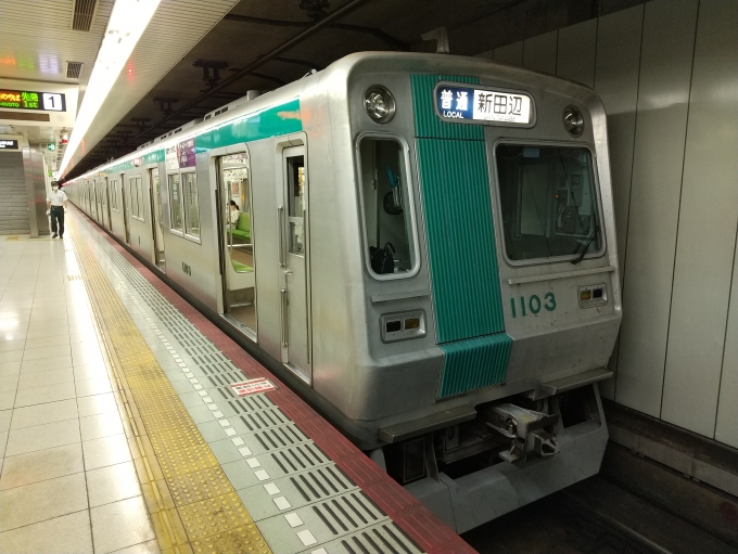 鉄道乗車記録の写真:乗車した列車(外観)(1)        「京都市営地下鉄10系の初期型編成です。」