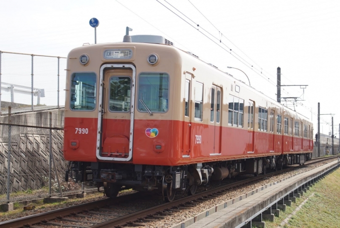 鉄道乗車記録の写真:旅の思い出(3)        「東鳴尾洲先間を走行する7890系です。」