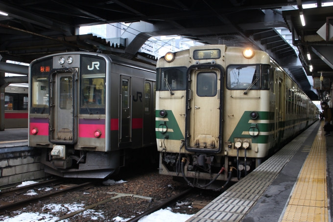 鉄道乗車記録の写真:乗車した列車(外観)(1)     「701系とキハ40系の共演」