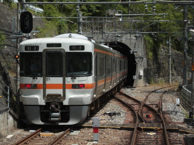 鉄道乗車記録の写真:列車・車両の様子(未乗車)(12)        「伊那小沢駅で交換した長距離列車の544M」