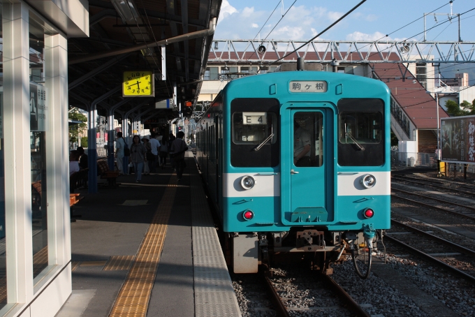 鉄道乗車記録の写真:乗車した列車(外観)(29)        「終点上諏訪駅にて
折り返し240M駒ヶ根行となります。」