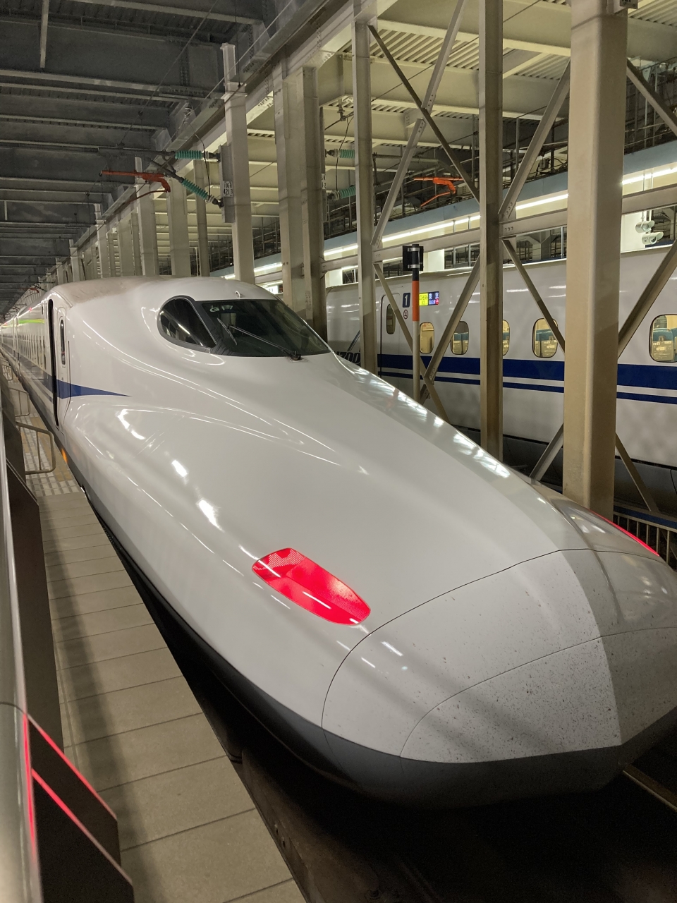 鉄道乗車記録「博多駅から広島駅」乗車した列車(外観)の写真(2) by Kusmin 撮影日時:2021年12月14日