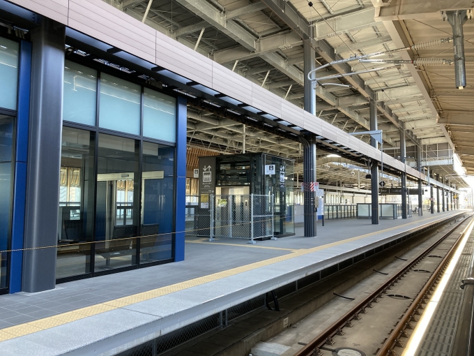 鉄道乗車記録の写真:駅舎・駅施設、様子(15)        「新幹線ホーム」