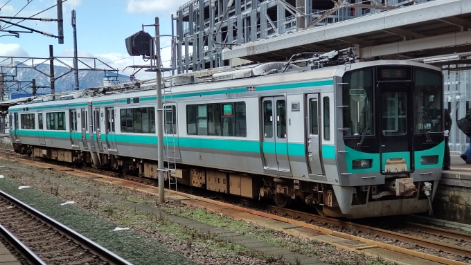 鉄道乗車記録の写真:乗車した列車(外観)(3)        「先に敦賀駅で撮っていたものです。」