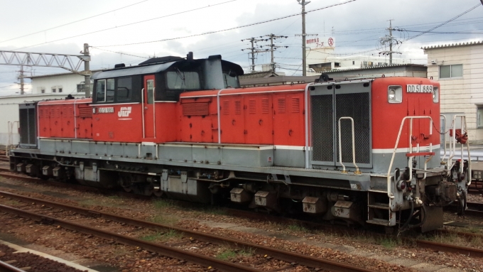 鉄道乗車記録の写真:列車・車両の様子(未乗車)(1)          「待機していたDD51 889号機です。」