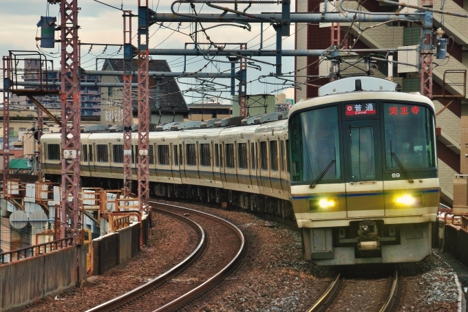 鉄道乗車記録の写真:列車・車両の様子(未乗車)(3)        「大阪から普通電車になります。」