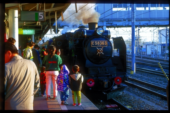 鉄道乗車記録の写真:列車・車両の様子(未乗車)(7)        「SL北アルプス号の試運転です。」
