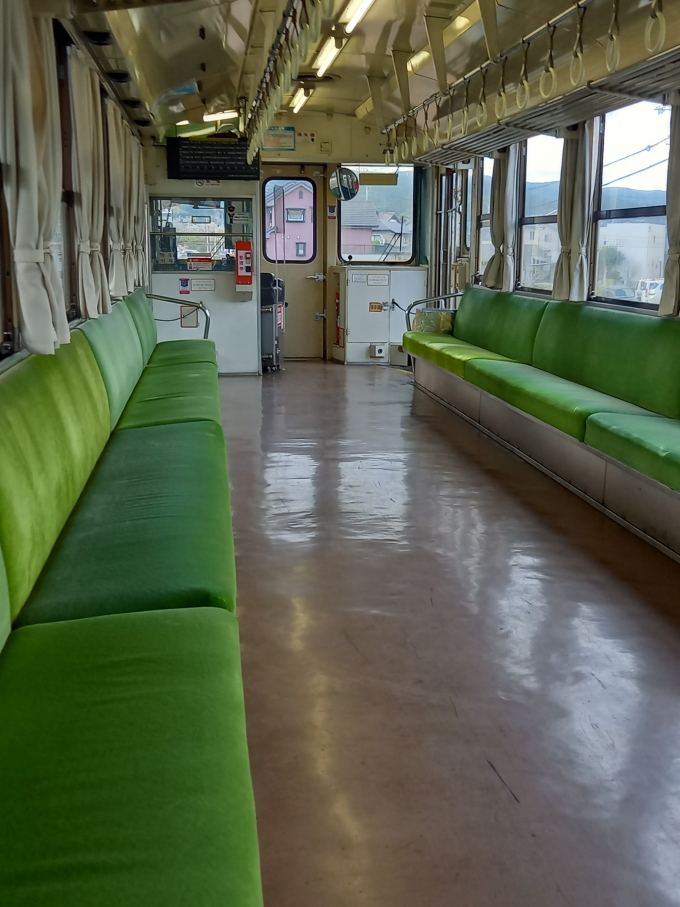鉄道乗車記録の写真:車内設備、様子(2)        「伊予大洲乗車時は、乗客は私１人でした。」