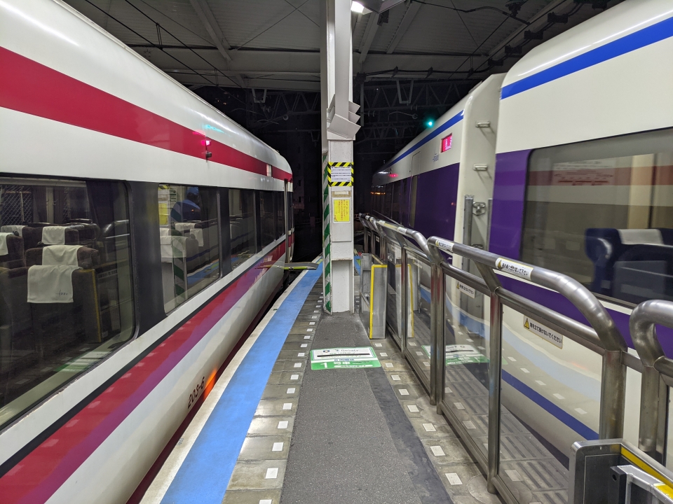 鉄道乗車記録「太田駅から浅草駅」乗車した列車(外観)の写真(2) by Tsurugi2999 撮影日時:2021年09月21日