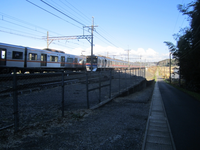鉄道乗車記録の写真:列車・車両の様子(未乗車)(3)        「3700形3848編成@大佐倉駅周辺」
