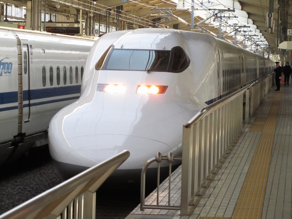 鉄道乗車記録「東京駅から京都駅」乗車した列車(外観)の写真(1) by JA778A 撮影日時:2011年02月26日