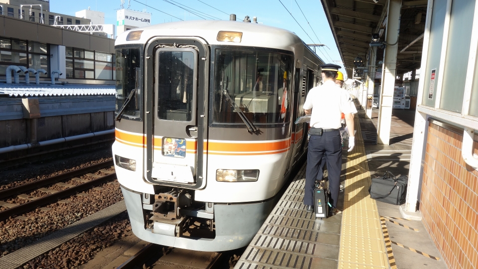 鉄道乗車記録「浜松駅から静岡駅」乗車した列車(外観)の写真(1) by JA778A 撮影日時:2021年07月22日