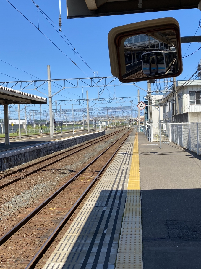 鉄道乗車記録の写真:駅舎・駅施設、様子(2)        「八戸の空は広いです！」