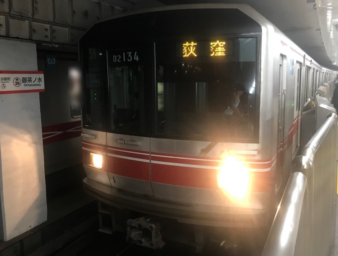 鉄道乗車記録の写真:乗車した列車(外観)(1)        「御茶ノ水駅に到着した乗車車両」