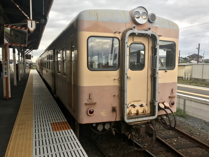 鉄道乗車記録の写真:乗車した列車(外観)(1)          「那珂湊駅に停車中の乗車車両。」