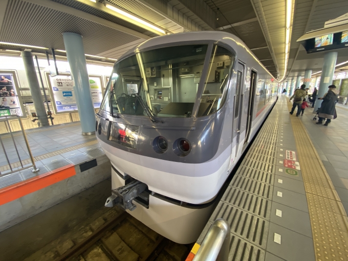 鉄道乗車記録の写真:乗車した列車(外観)(11)        「本川越駅に到着。」