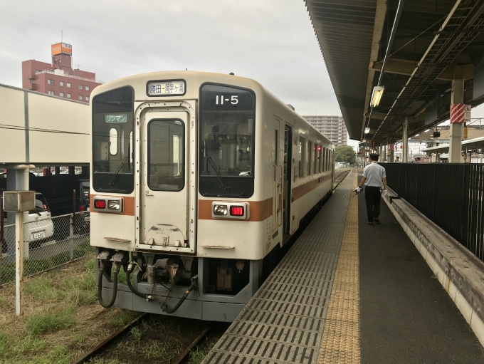 鉄道乗車記録の写真:乗車した列車(外観)(3)        「勝田駅に到着後、再び乗車車両を撮影。」