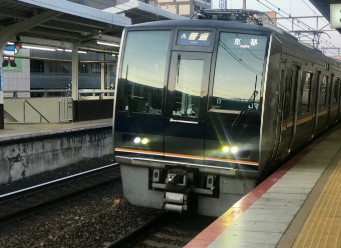 鉄道乗車記録の写真:乗車した列車(外観)(1)          「元町駅に到着する乗車編成」
