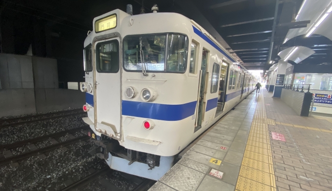 鉄道乗車記録の写真:乗車した列車(外観)(1)          「小倉駅で出発待機中の乗車列車。」