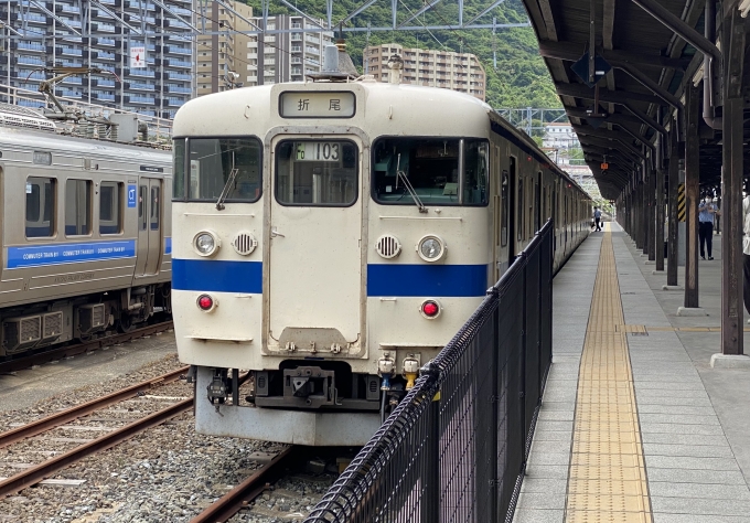 鉄道乗車記録の写真:乗車した列車(外観)(6)        「門司港駅に到着した乗車列車。」