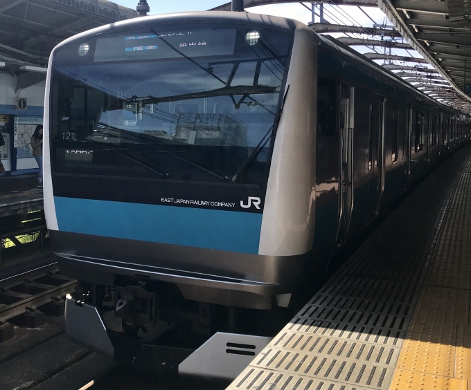 鉄道乗車記録の写真:乗車した列車(外観)(1)          「関内駅に到着する乗車列車。」