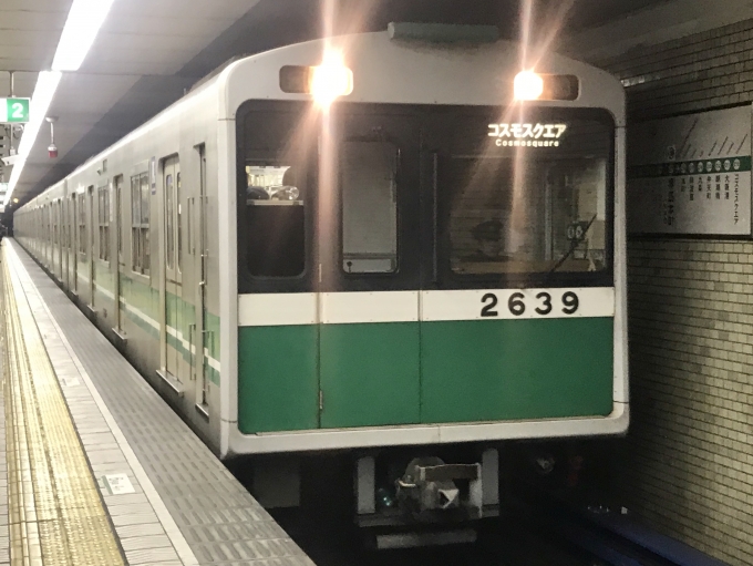 鉄道乗車記録の写真:乗車した列車(外観)(1)        「堺筋本町駅に到着する乗車列車」