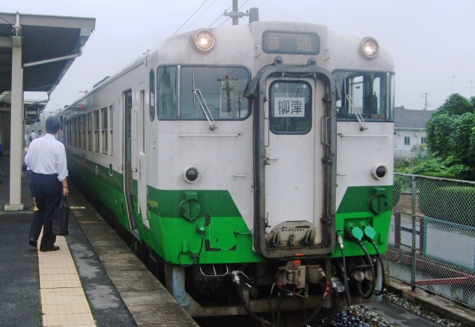 鉄道乗車記録の写真:乗車した列車(外観)(1)        「柳津駅に到着した乗車列車。」