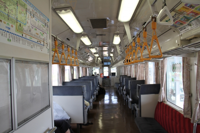 鉄道乗車記録の写真:車内設備、様子(2)        「乗車列車の車内。」