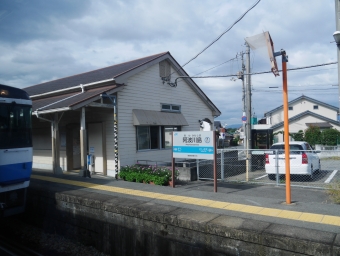 阿波川島駅 写真:駅名看板