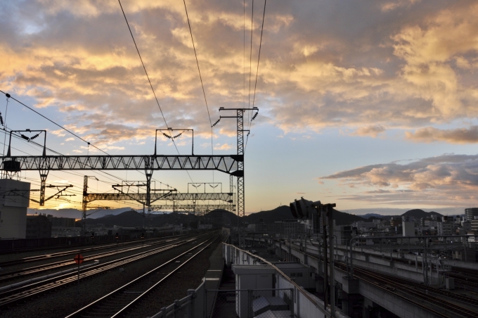 鉄道乗車記録の写真:駅舎・駅施設、様子(6)        「夕暮れの姫路。」