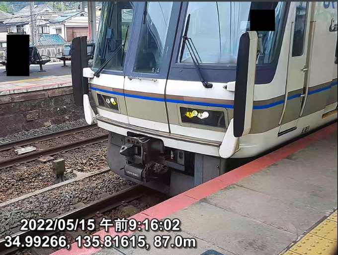 鉄道乗車記録の写真:乗車した列車(外観)(1)          「意味不明な撮り方()」