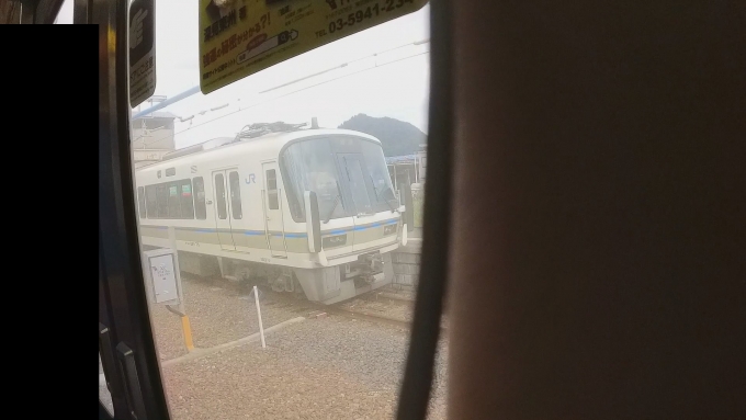 鉄道乗車記録の写真:列車・車両の様子(未乗車)(3)        「221系K14編成の貴生川シャトル。」
