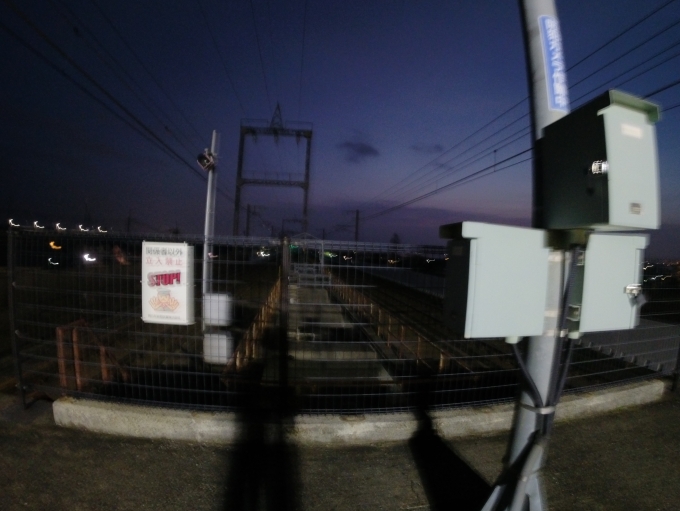 鉄道乗車記録の写真:車窓・風景(2)        「実験的に撮影した、Insta360OneRSでの長時間露光(1秒)静止画です。」