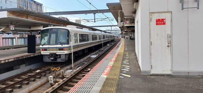 鉄道乗車記録の写真:列車・車両の様子(未乗車)(3)        「O大和路快速　大阪環状線行き」