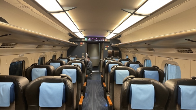 鉄道乗車記録の写真:車内設備、様子(2)        「E6系のグリーン車。超快適。」